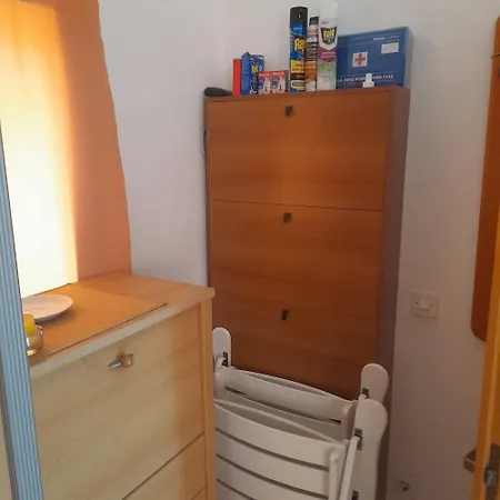 Apartment Robinson Luce Milna (Brac)