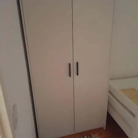 Apartment Robinson Luce Milna (Brac)